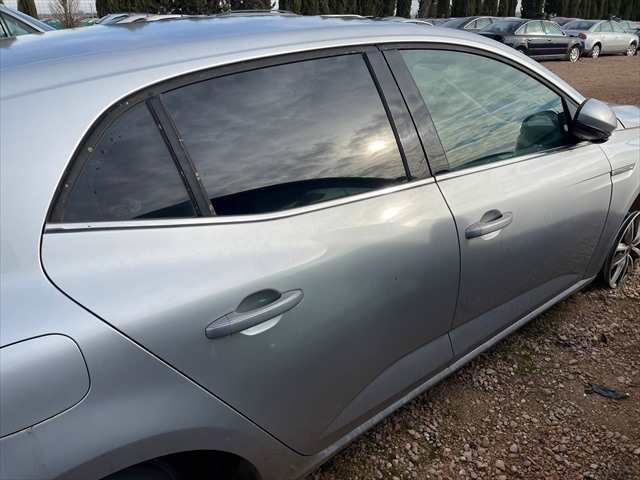 Foto 3ª: Puerta Delantera Derecha Renault Megane 1.2 G TCe [H5F] (2017)