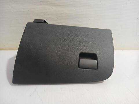 Guantera Opel Grandland DESIGN LINE 131CV