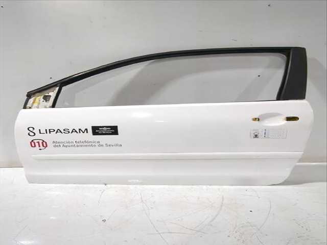 Foto 2ª: Puerta Delantera Izquierda Volkswagen Polo 1.9 SDI 64CV [ASY] (2001)