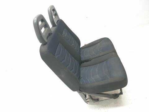 Foto 3ª: Asiento Delantero Derecho Iveco Daily 2.3 D 156CV 97KW [F1AFL411B] (2014)