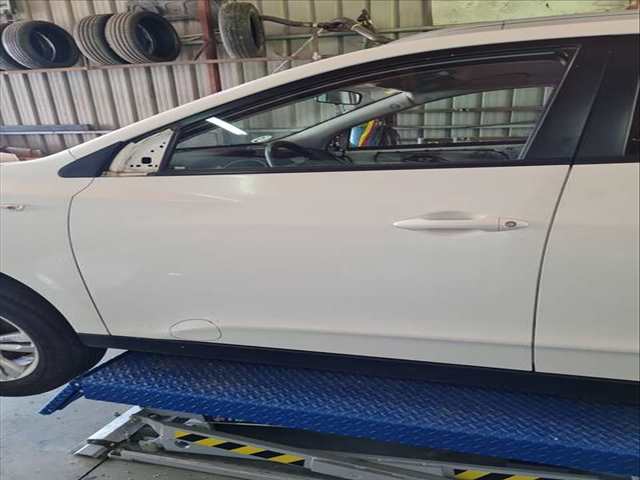 Puerta Delantera Izquierda Hyundai ix35 1.7 CRDI 116CV 85KW