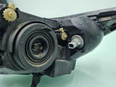 Foto 2ª: Faro Derecho Chevrolet Cruze 2.0 DIESEL CAT 163CV 120KW [Z20D1] (2012)