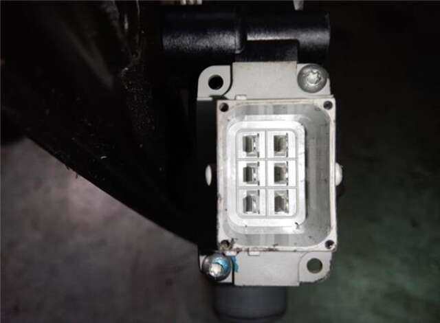Foto 2ª: Elevalunas Eléctrico Delantero Derecho Fiat 500 1.3 LOUNGE [1.3 LTR. - 62 KW 16V JTD CAT] [199B4000]