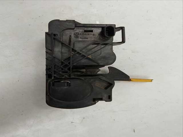 Cerradura Capot Mercedes Clase A 140 A 200 CDI - D 176.008) 136CV 100KW