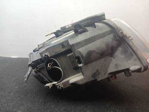Foto 3ª: Faro Izquierdo Bmw Serie 3 320 D E90) [204D4]