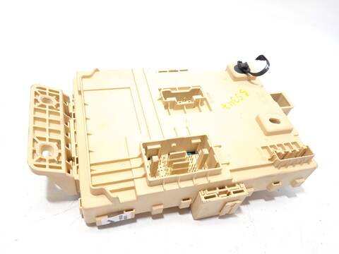 Foto 3ª: Caja Reles Fusibles Kia Ceed 1.0 T-GDI 120CV 88KW CD) [G3LC,G3LE] (2023)