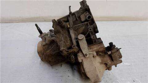 Foto 4ª: Caja Cambios Peugeot 205 1.8 D MITO [1 8 LTR. - 43 KW DIESEL CAT] BERLINA 58CV