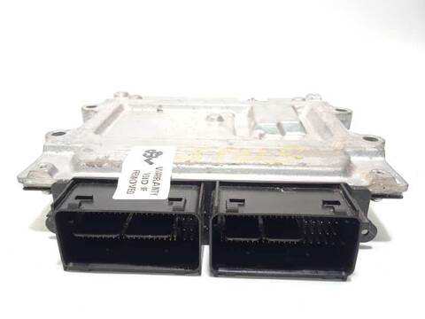 Foto 3ª: Centralita Motor ECU Volvo V40 2.0 CAT 122CV 90KW [B4204T17] (2018)