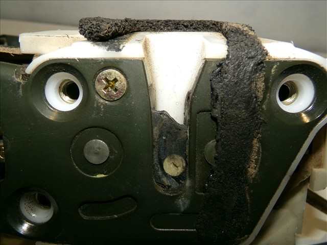 Foto 3ª: Cerradura Puerta Delantera Derecha Opel Agila 1.3 CDTI 2000-2008 [Z13DT] (2004)