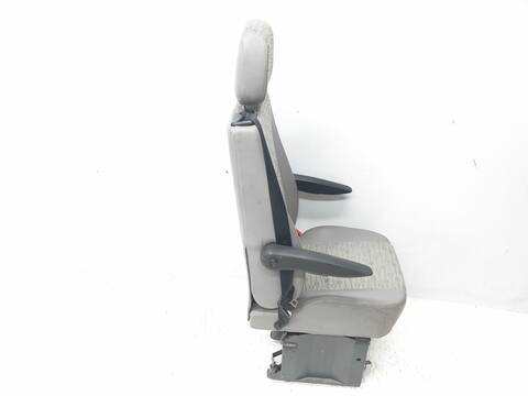 Foto 2ª: Asiento Trasero Central Volkswagen Transporter 2.0 TDI 102CV T5 [CAAB] (2009)