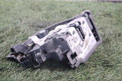 Foto 2ª: Cerradura Puerta Delantera Derecha Bmw X1 2.0 D E84) 177CV 130KW N47D20C (2009)