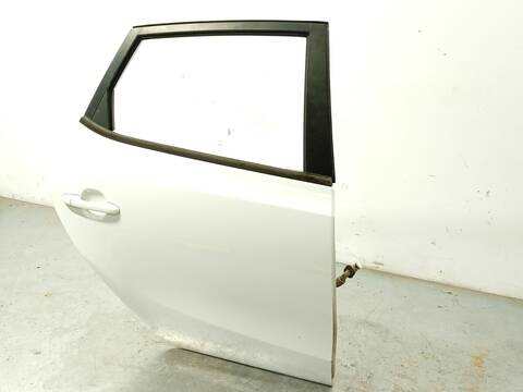 Foto 3ª: Puerta Trasera Derecha Hyundai i30 1.6 CRDI 90CV 66KW [D4FB] (2011)