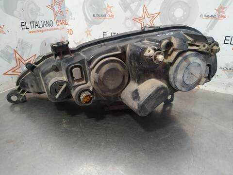 Foto 3ª: Faro Derecho Alfa Romeo 147 1.9 JTD 120 IMPRESSION 120CV 88KW [937A3000] (2006)