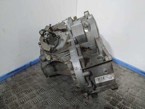 Foto 2ª: Caja Cambios Opel Astra CLUB BERLINA 101CV 74KW [Y20DTH] (2001)