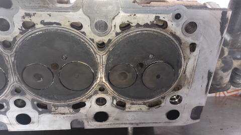 Foto 4ª: Culata Renault Scenic AUTHENTIQUE 101CV 74KW [K9K F7] (2004)