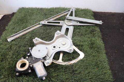 Elevalunas Eléctrico Delantero Derecho Toyota Avensis 1ADFTV