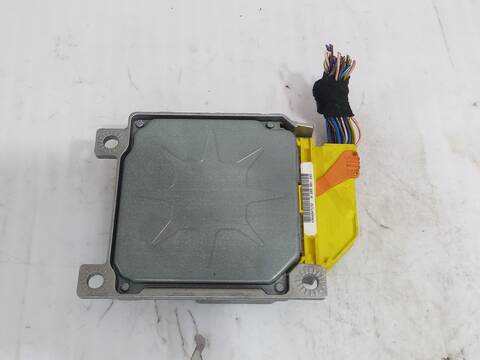 Foto 3ª: Centralita Airbag Mercedes Clase A 140 170 CDI 168.009) 95CV 70KW [OM668942] (2002)