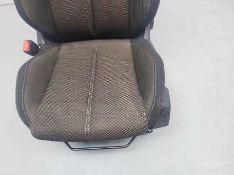 Foto 2ª: Asiento Delantero Izquierdo DS 7 LOUVRE 179CV 132KW [AH01] (2018)