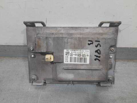 Foto 2ª: Sistema GPS Peugeot 2008 STYLE 100CV 73KW [BH02] (2017)