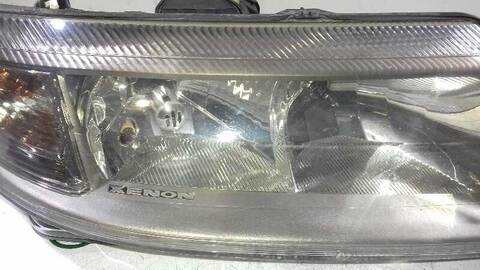 Foto 2ª: Faro Derecho Renault Laguna GRANDTOUR KG0) 120CV 88KW [F9Q C7] (2003)