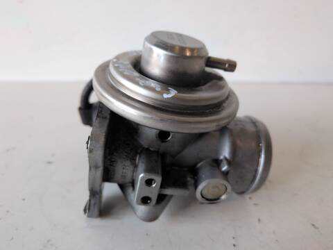 Foto 3ª: Valvula EGR Volkswagen Passat COMFORTLINE 1.9 TDI 116CV (1996)