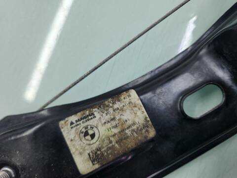 Foto 3ª: Elevalunas Manual Trasero Derecho Bmw Serie 3 315 318D 143CV 105KW [N47D20C] (2013)