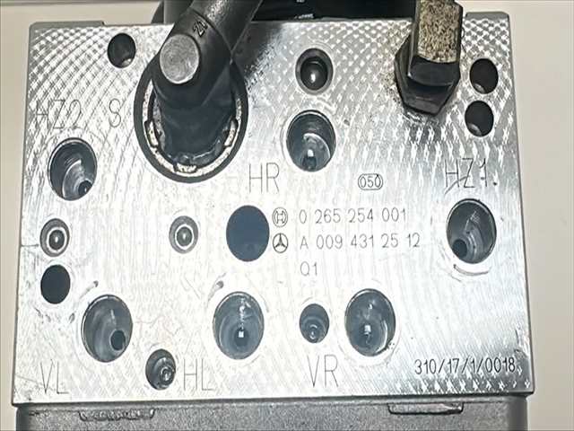 Foto 3ª: Abs Mercedes Clase E 220 2.2 DCI [646961] (2002)