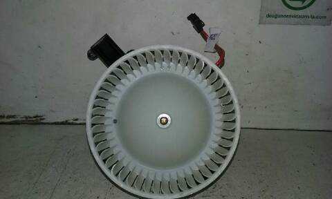 Foto 3ª: Calefacción Mercedes Clase V 200 V 200/220 CDI 250 CDI/BT AVANTGARDE 447.813) 163CV 120KW (2014)