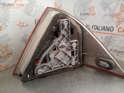 Foto 3ª: Piloto Trasero Izquierdo Mercedes Clase C 160 270 CDI 203.016) BERLINA 170CV 125KW [612962] (2001)