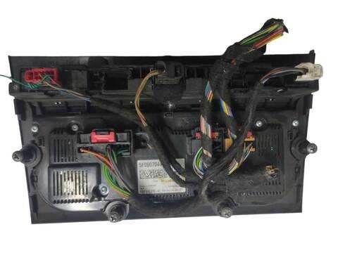 Foto 2ª: Mando Climatizador Seat Leon 1.2 TSI (2013)