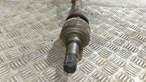 Foto 3ª: Transmision Trasera Derecha Bmw Serie 5 518 520 D 184CV 135KW [N47D20C] (2010)