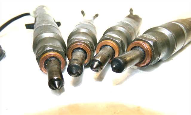 Foto 2ª: Inyectores Seat Ibiza 1.9 SDI MODELO 6L, 2002-2008 [ASY] (2003)