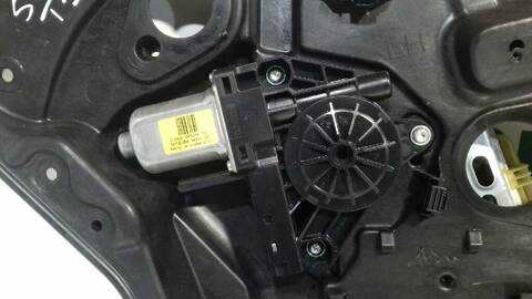 Foto 2ª: Elevalunas Manual Trasero Derecho Volvo XC 70 2.0 DIESEL CAT 163CV 120KW [D5204T3] (2010)