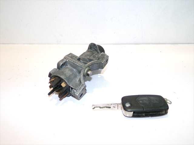 Foto 2ª: Antirrobo Audi A3 1.6 G MODELO 8L,1996-2003 [AKL] (2000)