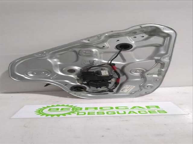 Foto 2ª: Elevalunas Manual Trasero Izquierdo Hyundai i30 1.6 CRDI 90CV [D4FB] (2007)