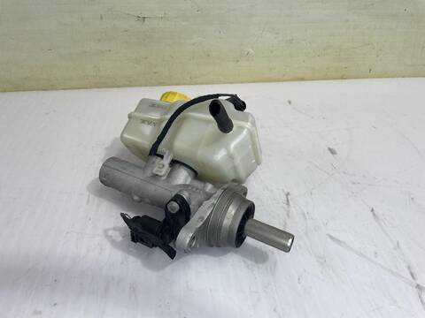 Foto 2ª: Bomba Freno Volkswagen Polo A-POLO 75CV [CHYB] (2014)