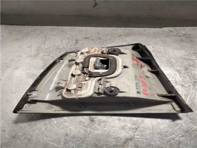 Foto 3ª: Piloto Trasero Derecho Opel Astra 2.0 CLUB [2.0 LTR. - 74 KW DTI] [Y20DTH]