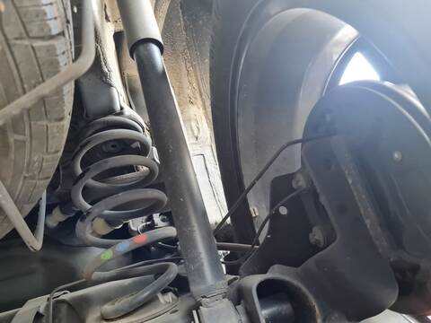 Amortiguador Trasero Derecho Dacia Duster SU HJD) 150CV