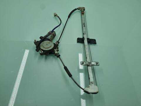 Elevalunas Manual Trasero Izquierdo Suzuki Grand Vitara 2.0 TD 109CV 80KW
