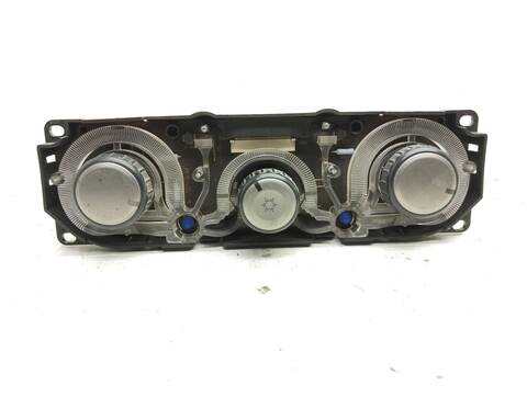 Mando Calefacción A. A. Mitsubishi Grandis 2.0 DI-D CAT 136CV 100KW