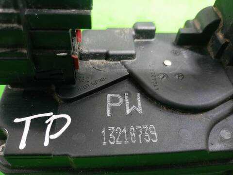 Foto 3ª: Cerradura Puerta Trasera Derecha Opel Astra ESSENTIA 90CV [Z14XEP] (2004)