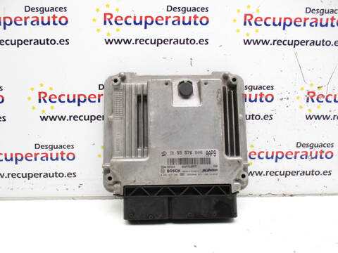Centralita Motor ECU Opel Insignia A20DTH BERLINA