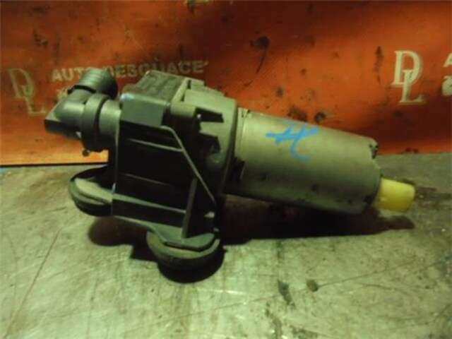 Foto 2ª: Bomba de Agua Bmw Serie 3 315 2.0 320D [2.0 LTR. - 120 KW 16V DIESEL] [M47N 204 D4]