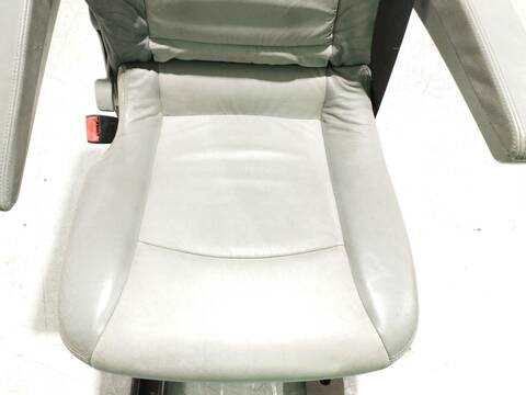 Foto 3ª: Asientos Traseros Mercedes Viano CDI 2.2 639.711 639.713 639.811 639.813 639.815) 150CV 110KW [646982] (2006)