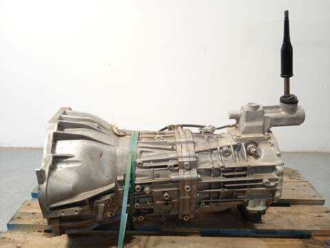 Foto 3ª: Caja Cambios Toyota Hilux 2.4 D GUN112_ GUN122_ GUN135_ GUN120_) 150CV 110KW [2GD-FTV] (2023)