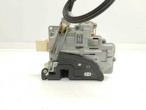 Foto 2ª: Cerradura Puerta Delantera Izquierda Volkswagen Passat 2.0 TDI BERLINA 140CV 103KW [CBA] (2009)