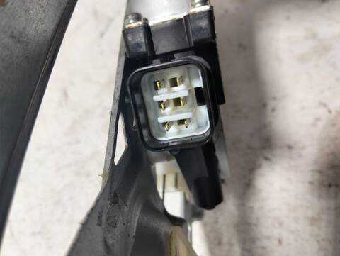 Foto 2ª: Elevalunas Eléctrico Delantero Izquierdo Honda Civic 1.8 COMFORT 140CV [R18A2] (2005)