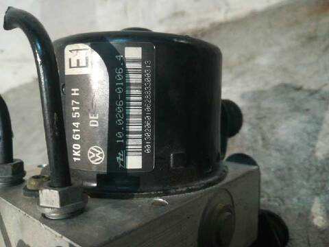 Foto 4ª: Abs Volkswagen Golf CONCEPTLINE E) BERLINA 105CV 77KW [BKC] (2004)