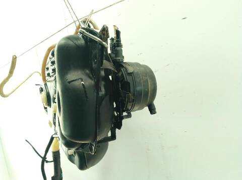 Foto 3ª: Deposito de Combustible Citroen C4 1.5 BLUEHDI 120CV CACTUS [YHX (DV5RC)] (2014)