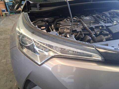 Faro Derecho Toyota CHR 1.8 HYBRID ZYX10_ ZYX11_) 98CV 72KW